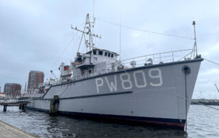 Hr. Ms. Naaldwijk in het Spaarne te Haarlem